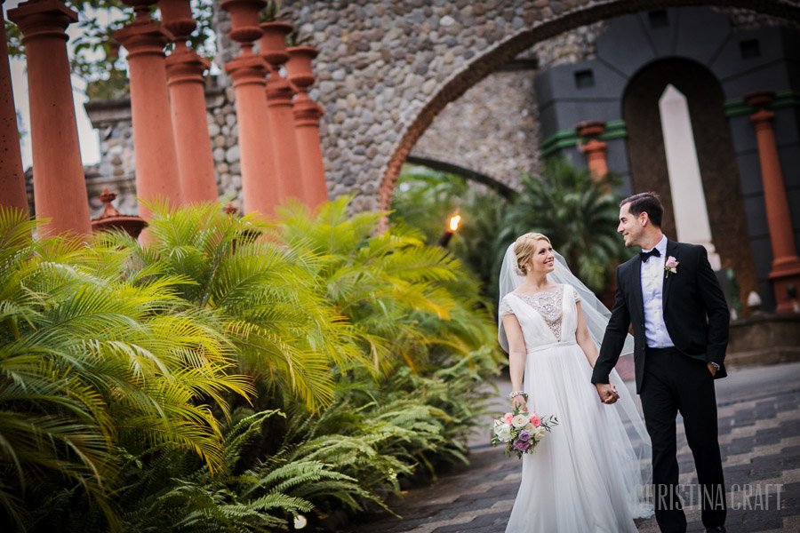 wedding photojournalism candid photos costa rica