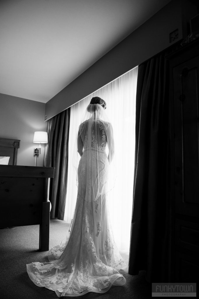 Kingfisher Lodge WEdding Photographer Courtenay