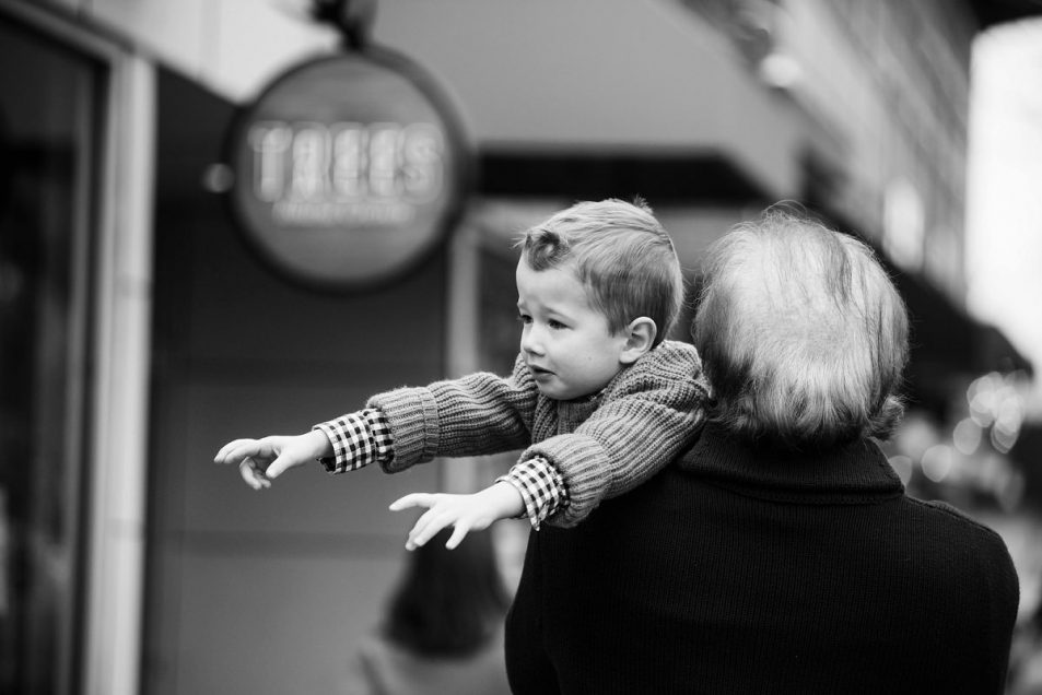 Christmas Family Reunion Portraits Victoria British Columbia