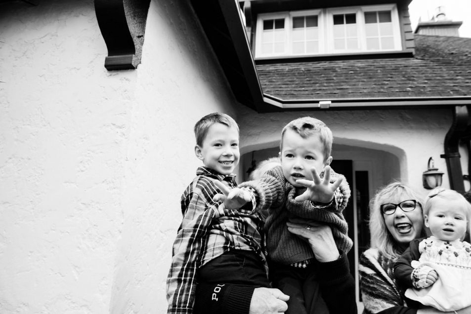 Christmas Family Reunion Portraits Victoria British Columbia