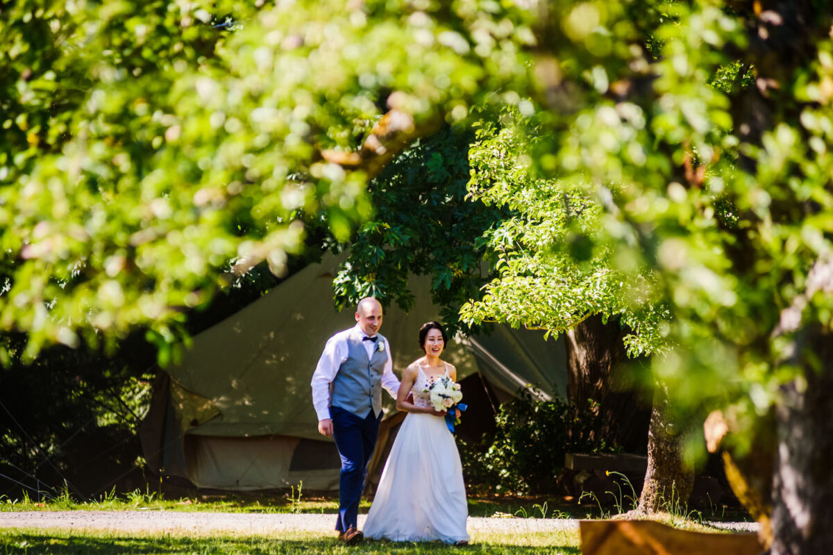 A victoria BC wedding at a country location called Bilston Creek Farm in Victoria BC